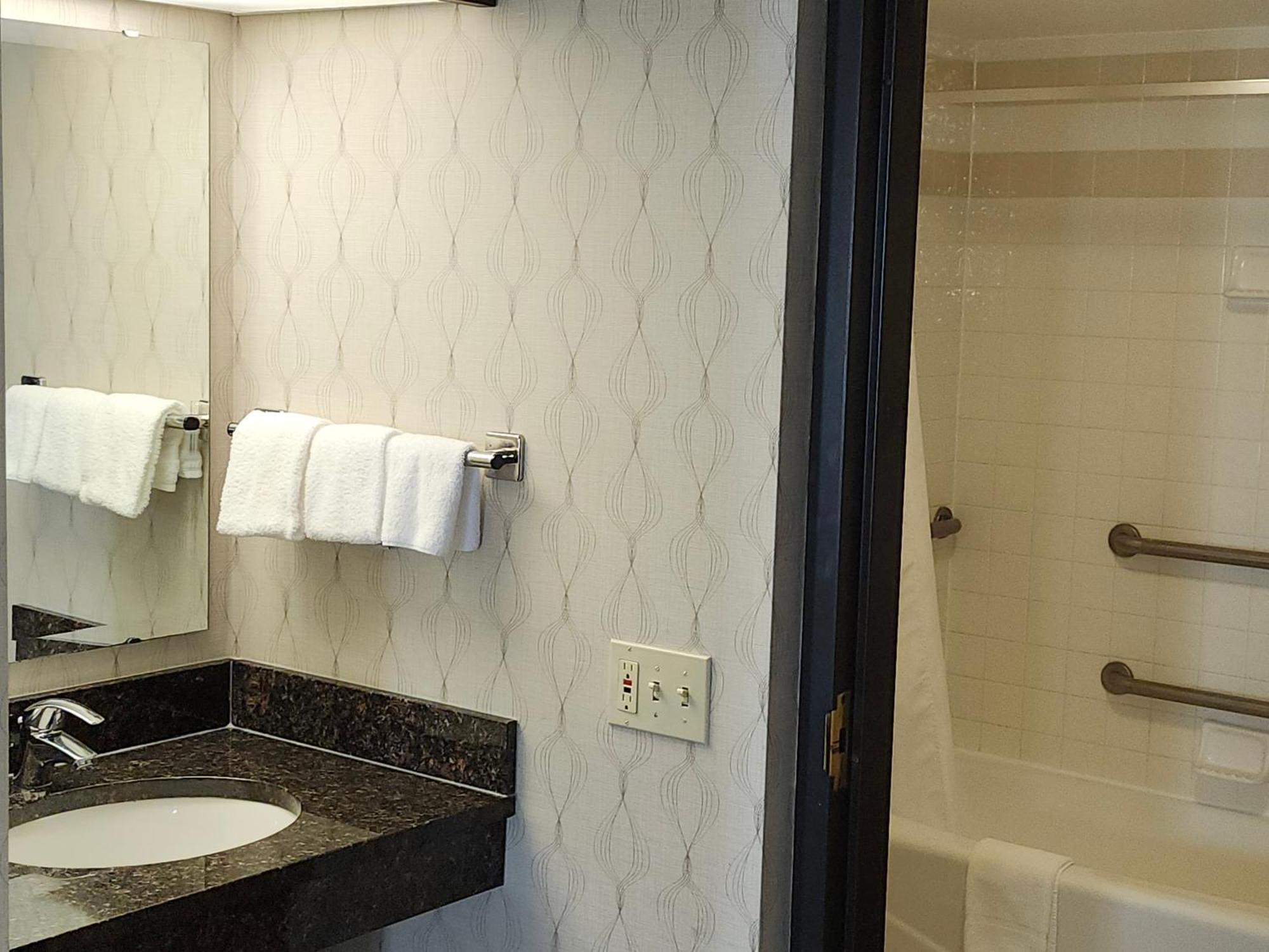 Heritage Inn & Suites The Woodlands, Trademark By Wyndham Eksteriør billede