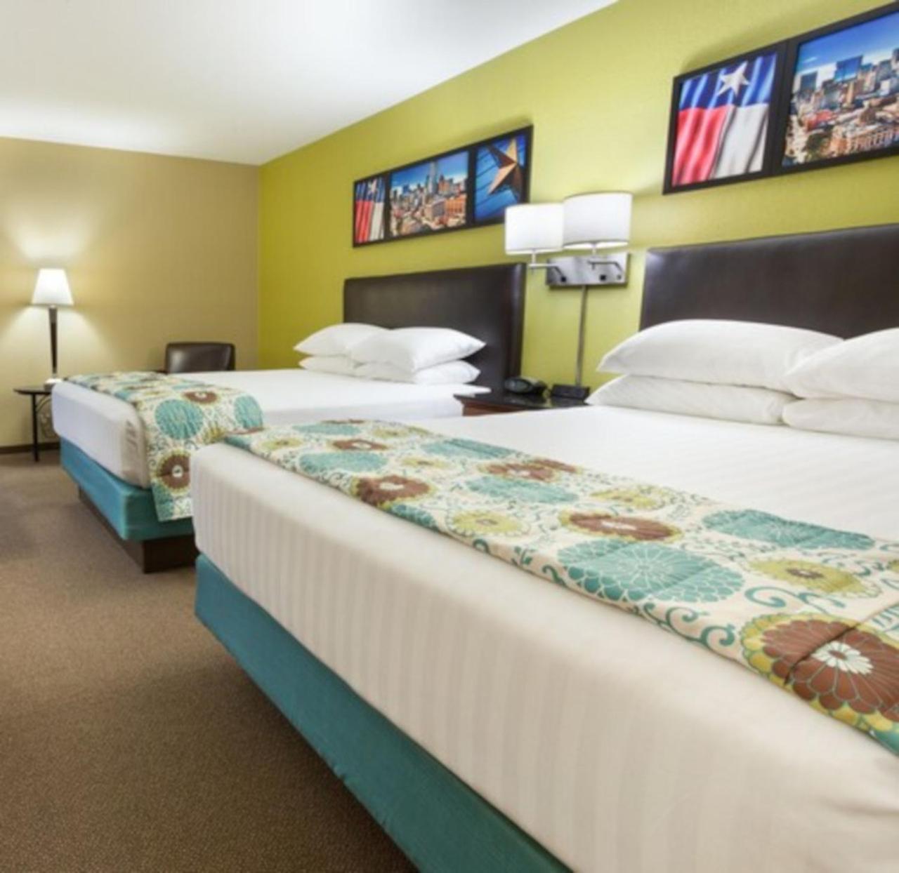 Heritage Inn & Suites The Woodlands, Trademark By Wyndham Eksteriør billede