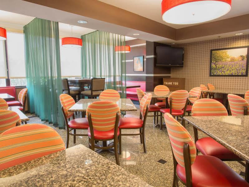 Heritage Inn & Suites The Woodlands, Trademark By Wyndham Eksteriør billede